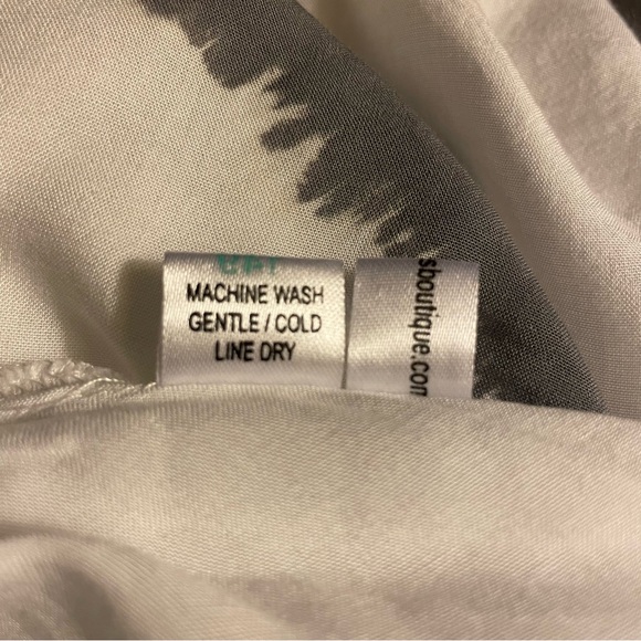 Pineapple Boutique Dress White with Grey Tie Dye Size Small/Medium - Picture 11 of 14